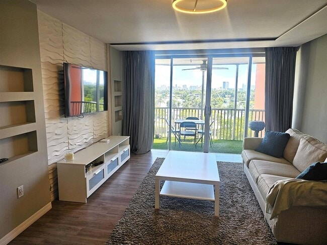 Photo - 1780 NE 191st St Unit 6082