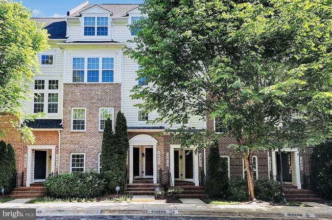 Building Photo - 19461 Dover Cliffs Cir