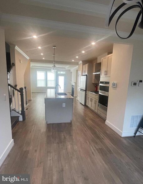 Photo - 2228 S Glebe Rd