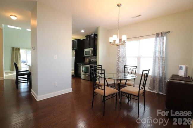 Photo - 2090 Shady Pond Dr