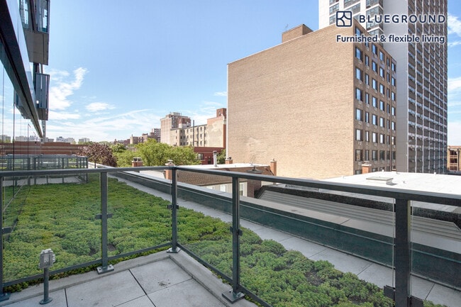 Photo - 450 W Belmont Ave Unit FL4-ID984