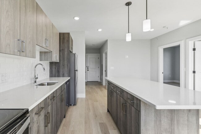 Photo - Olea by Gomes