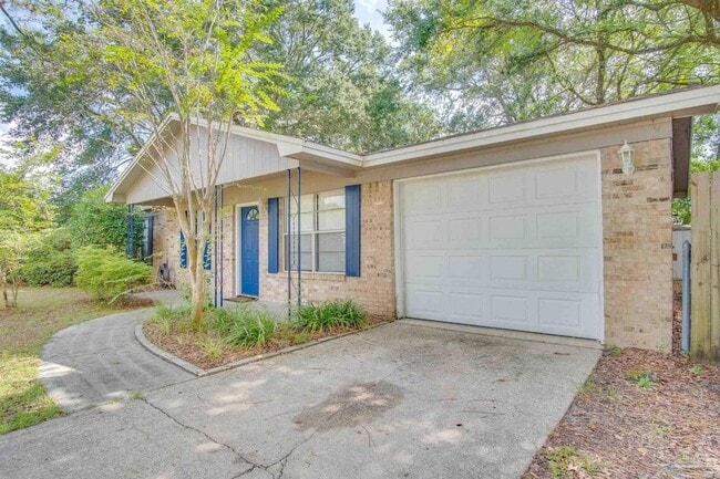 Photo - 386 Quigley Rd