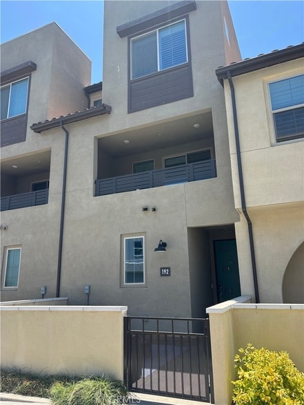 Building Photo - 192 Juniper Dr