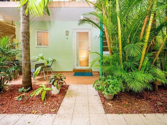 Photo - 1127 Meridian Ave Unit 71127