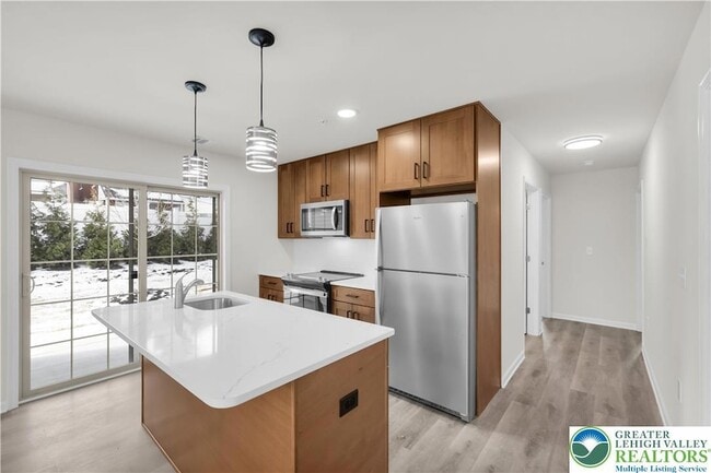 Photo - 1513 Maple St Unit 301