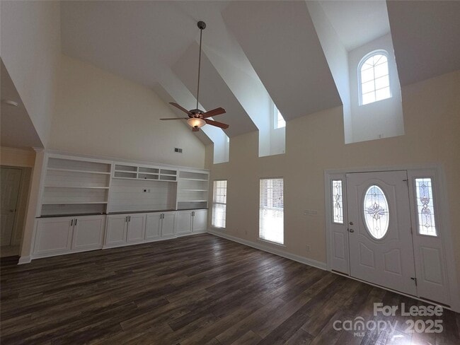 Photo - 1682 Lane Rd