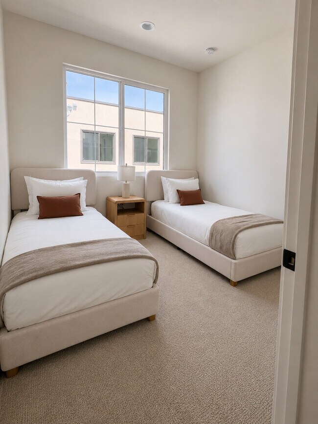 Photo - 2533 Thyme Wy Unit SI FL1-ID1559842P