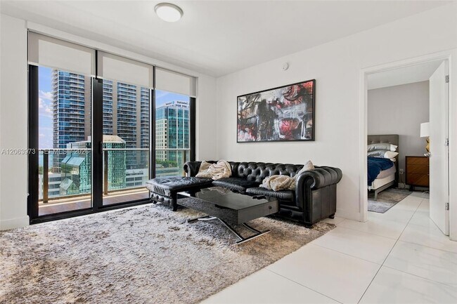 Photo - 1010 Brickell Ave Unit 2403