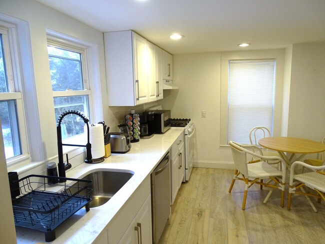 Photo - 18 Pleasant St Unit SI ID1271287P