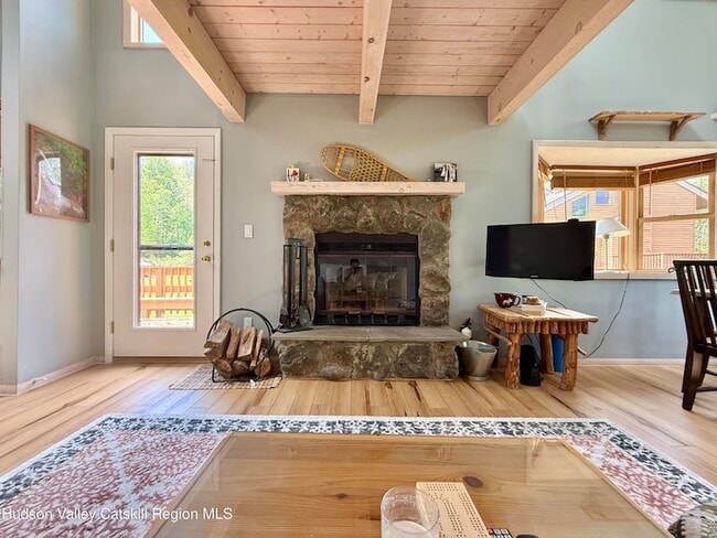Photo - 174 Hunter Dr