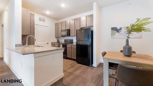 Photo - 2115 Windsor Blvd Unit 5204