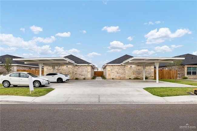 Building Photo - 2709 E Israel Ave Unit 1