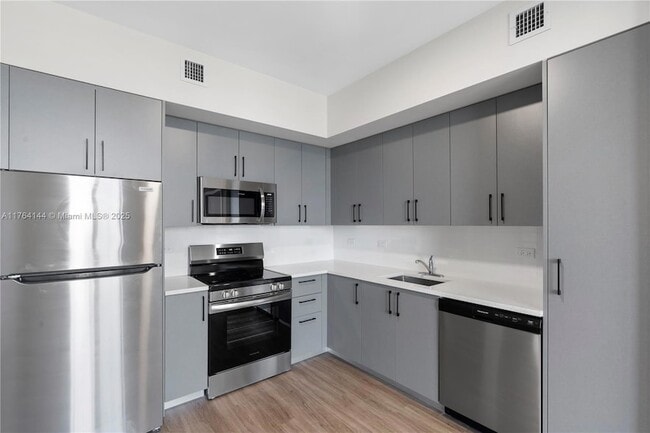 Photo - 1559 NW 15th Street Rd Unit 301