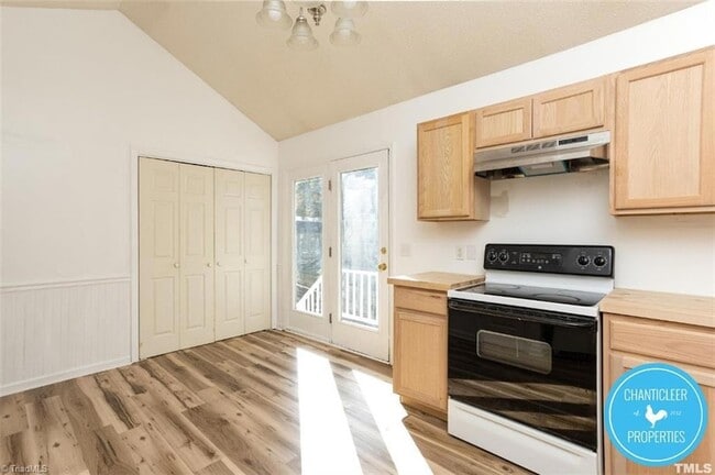 Photo - 362 Wilson St