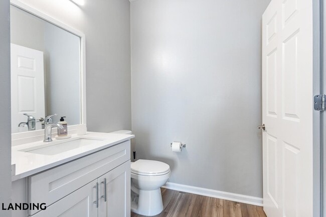 Photo - 100 River Park Dr Unit 147