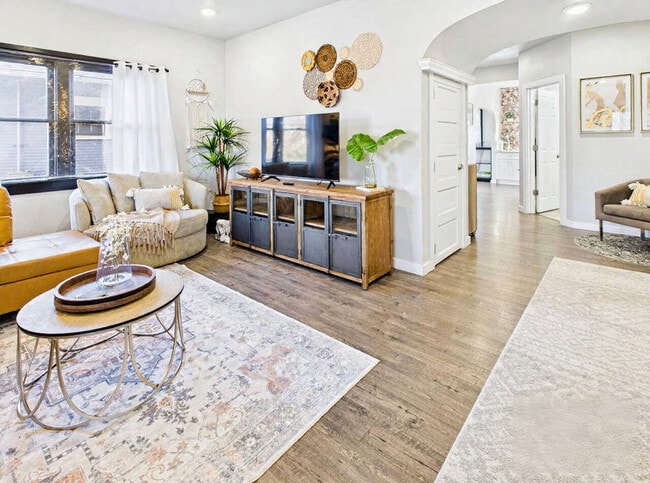 Photo - 132 SE 7th Ave Unit SI ID1624342P
