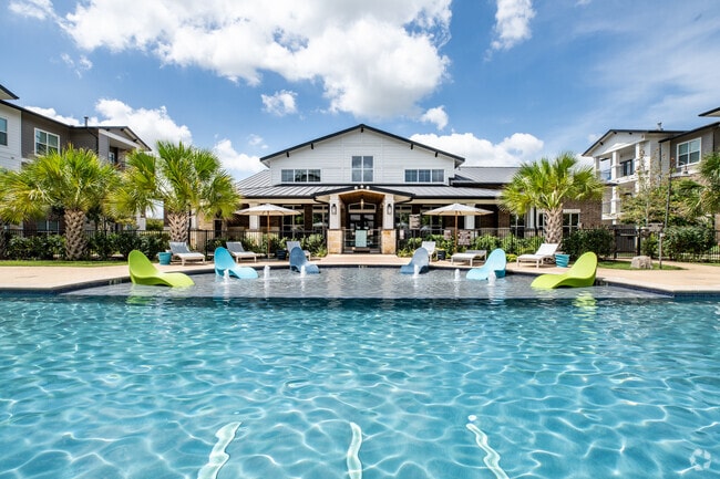 Building Photo - Adair Onion Creek