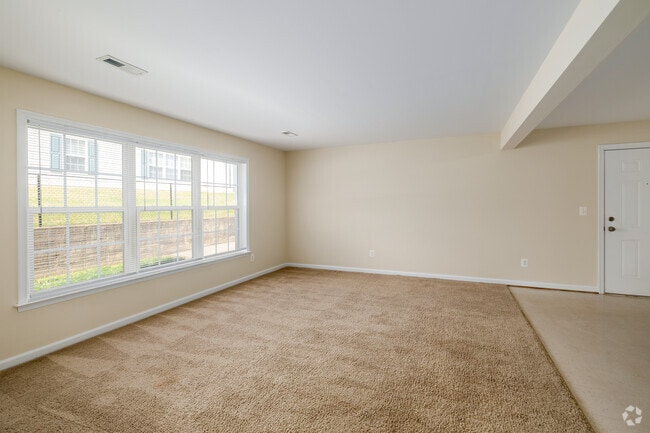 3BR, 2BA - 1,244SF - Living Room - Parkview Apartments