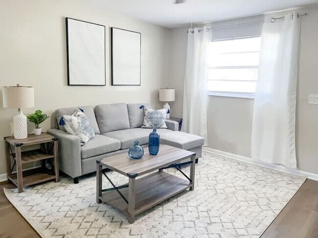 Photo - 38548 Naomi Ave Unit ID1234476P