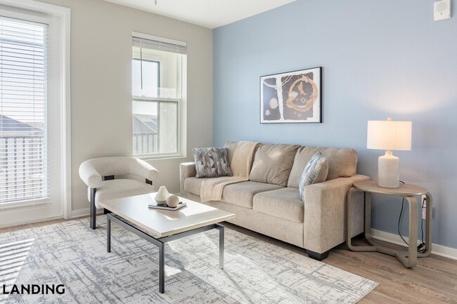 Building Photo - 1000 Western Breeze Circle Unit 1-309