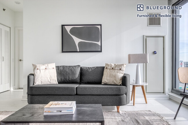 Photo - 1035 W Van Buren St Unit FL10-ID522