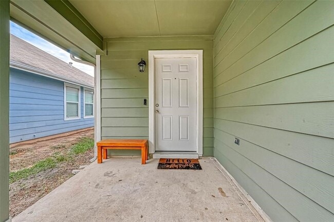 Photo - 19802 River Breeze Dr