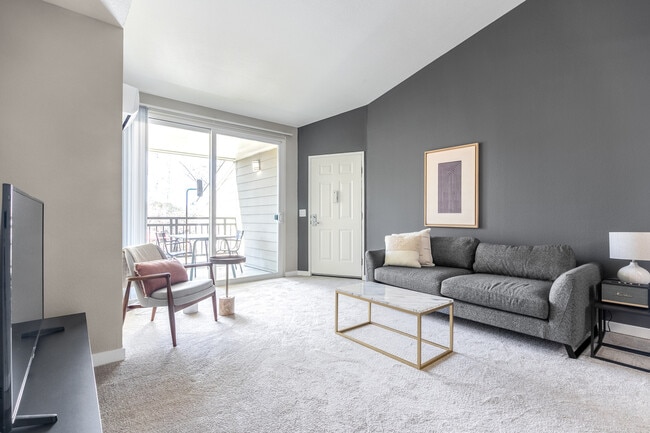 Photo - 1050 Benton St Unit FL2-ID1978