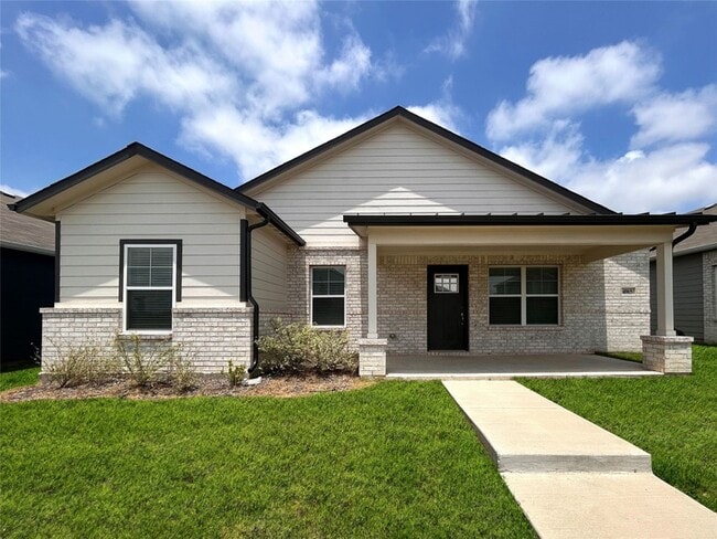 Building Photo - 4065 Dayton Dr