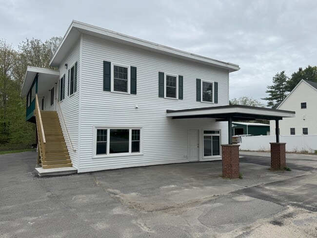 Photo - 162 Narragansett St