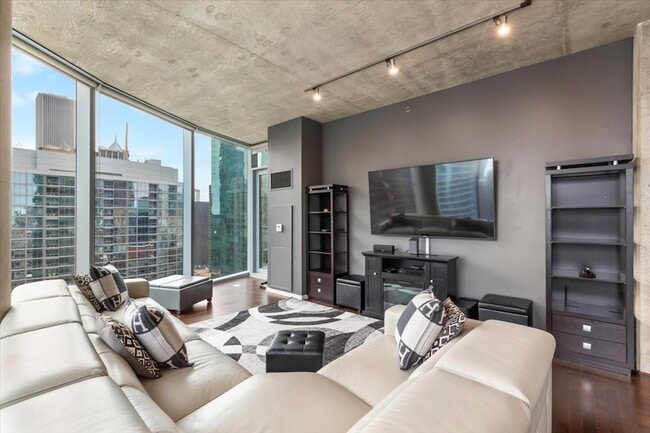 Photo - 600 N Fairbanks Ct Unit 3301