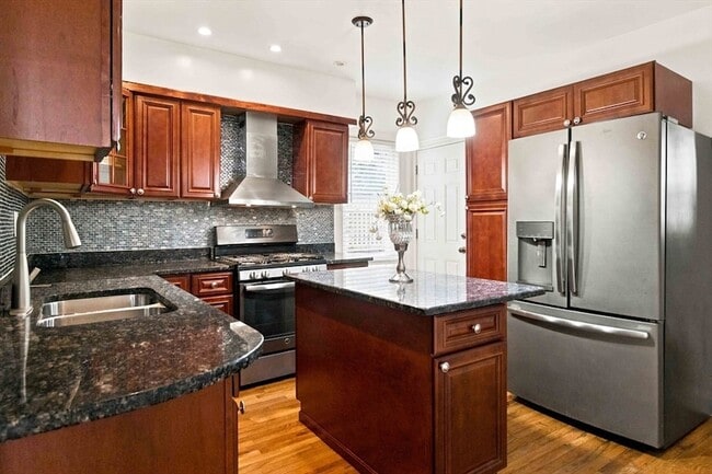 Photo - 15 Fairmount St Unit 2