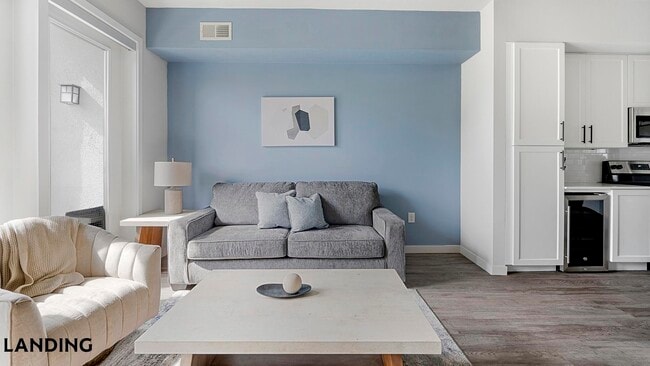 Building Photo - 2000 Aureum Dr Unit 1-270