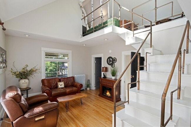 Photo - 2713 Garfield Ave