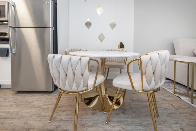 Photo - 4403 W Cleveland St Unit ID1365973P