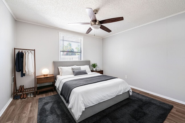 Photo - Canyon and Knox Landing Apartments