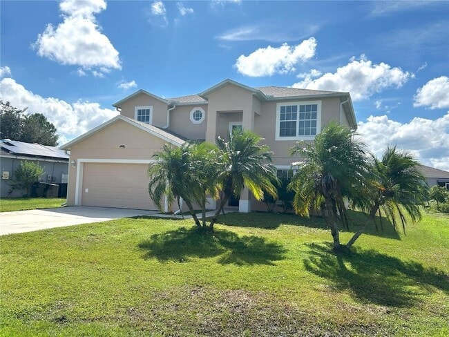 Building Photo - 712 Parrot Ct