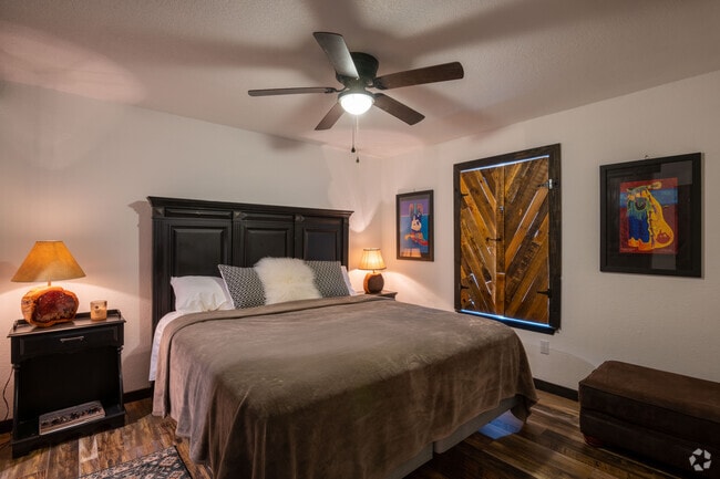 Unit No. A - 4836 Wellesley Ave