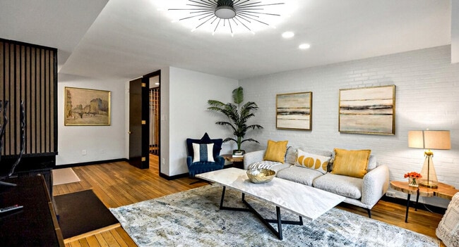 Photo - 3590 Water St NW Unit SI ID1473409P