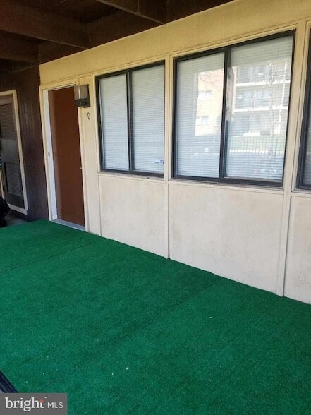Building Photo - 3928 Stone Gate Dr Unit D