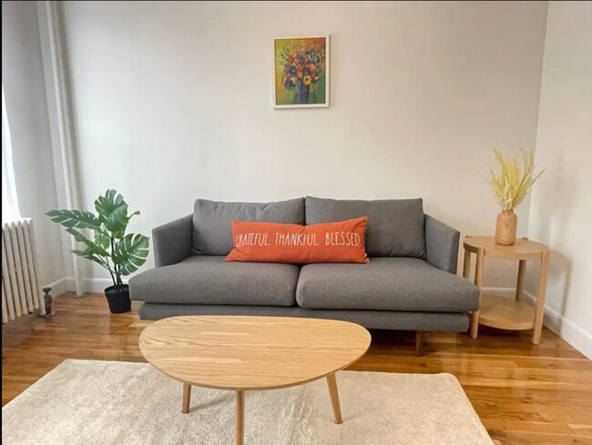 Building Photo - 410 E 60th St Unit ID1328954P