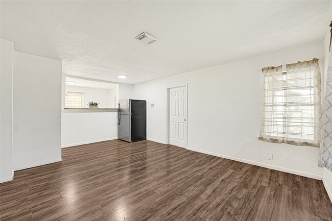 Photo - 3626 Yosemite St