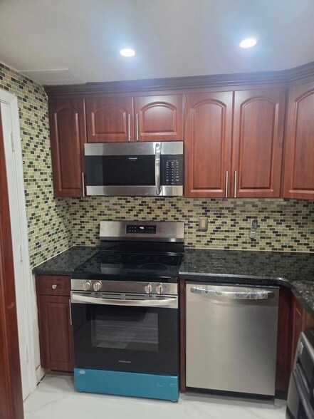 Photo - 2161 NE 68th St Unit 303