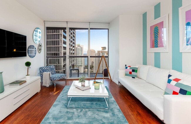 Building Photo - 485 Brickell Ave Unit SI ID1240497P