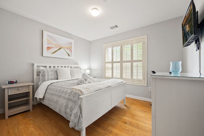 Photo - 3613 Southland Dr NE Unit SI ID1609576P