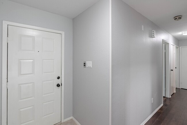 Photo - 6 Basal Briar Ct