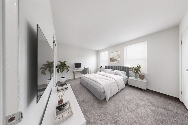 Photo - Windsor Court