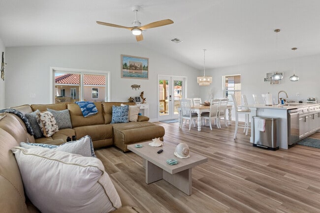 Building Photo - 10244 W Waterlander Lp Unit SI ID1472650P