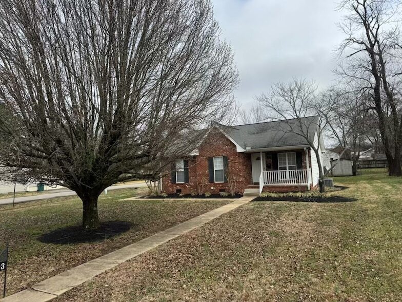 Photo - 403 S Tarver Ave