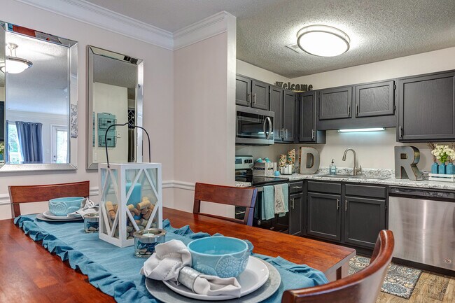 Photo - Deep River Pointe